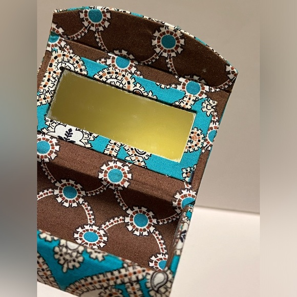VERA BRADLEY TOTALLY TURQUOISE LIPSTICK HOLDER. - Picture 5 of 7